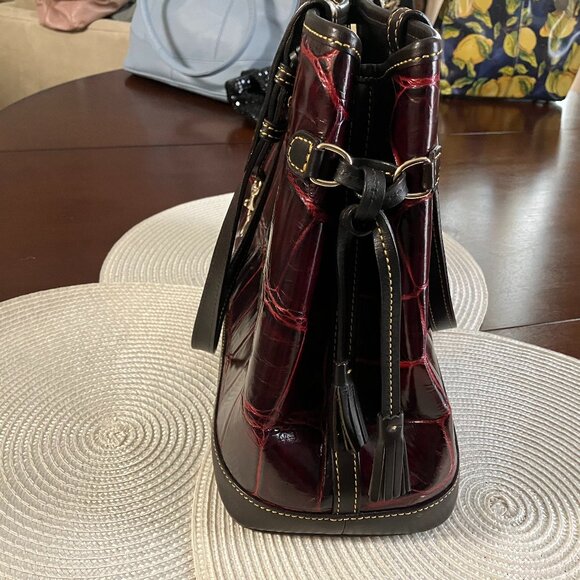 Vintage Dooney and Bourke Croco Embossed Handbag - Picture 4 of 10